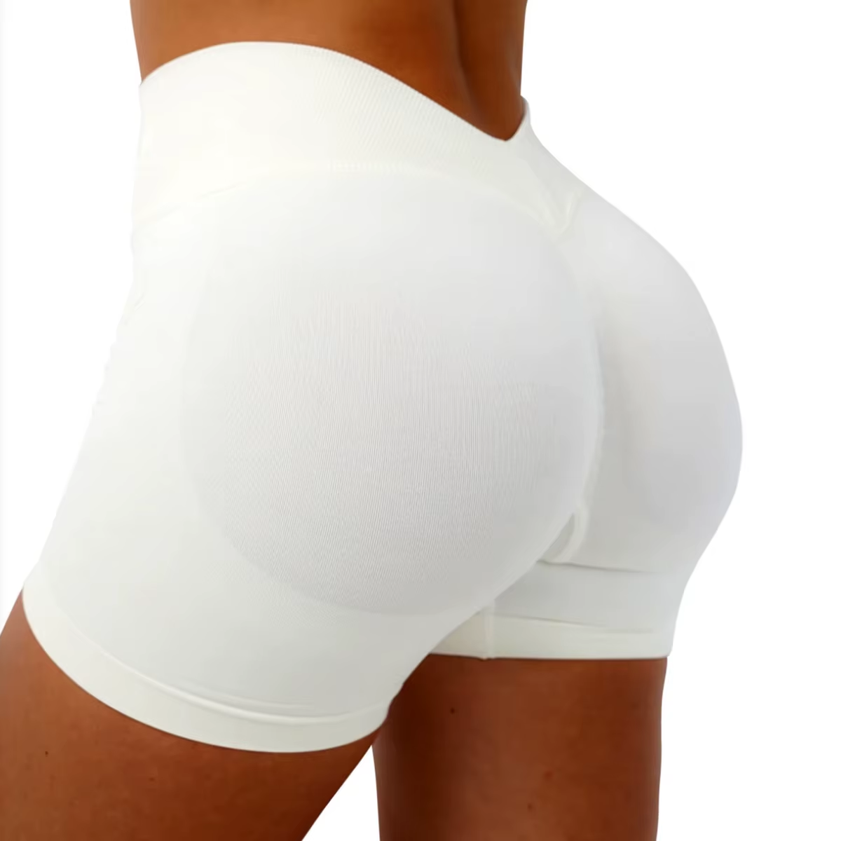 V Back Scrunch Shorts Women Mid-High Waist Band Seamless Yoga Shorts 4.5'' Workout Gym Booty Short 4 Way Stretch Sports Short