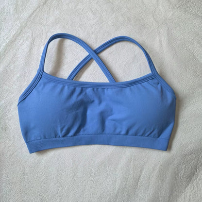 V Back Scrunch Shorts Women Mid-High Waist Band Seamless Yoga Shorts 4.5'' Workout Gym Booty Short 4 Way Stretch Sports Short