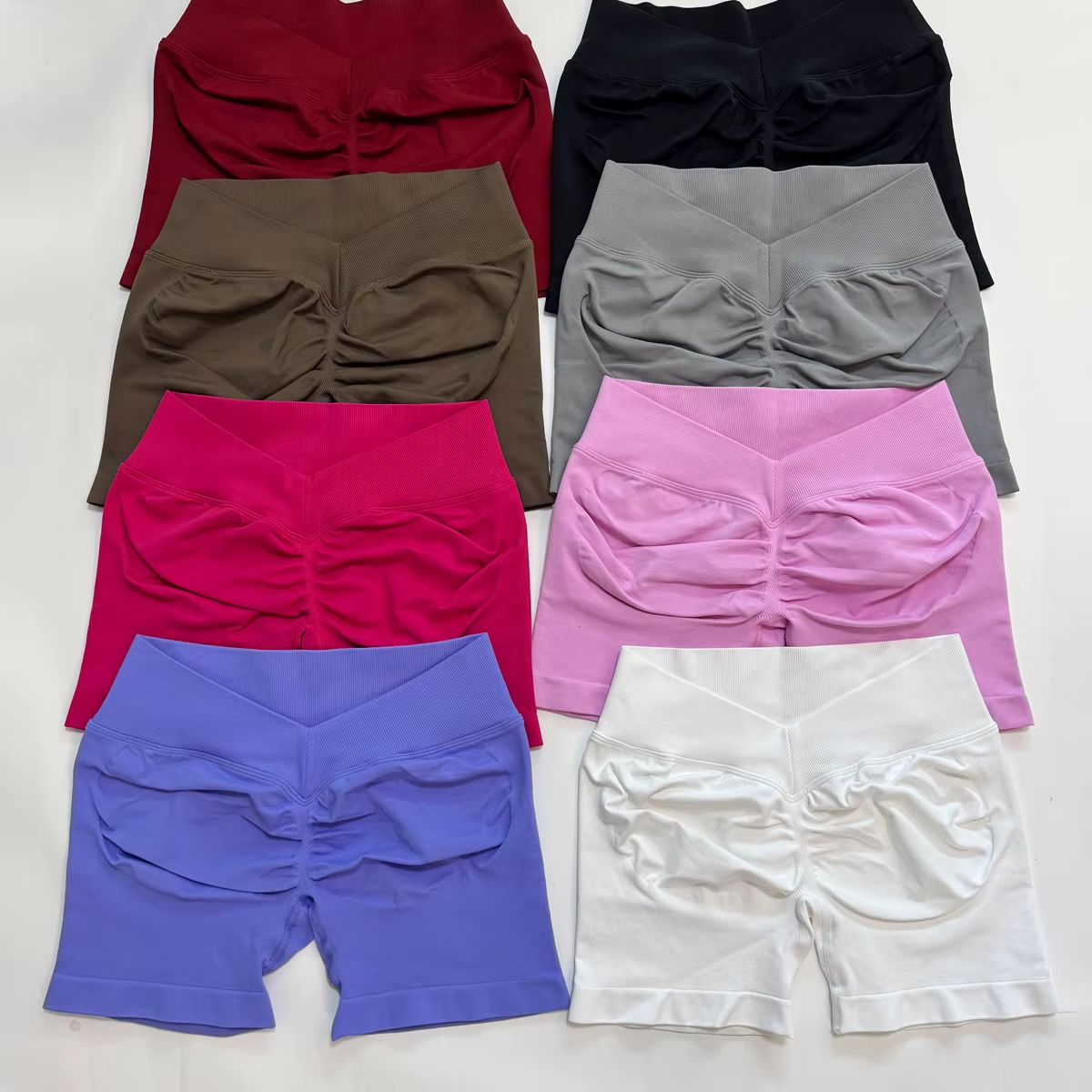 V Back Scrunch Shorts Women Mid-High Waist Band Seamless Yoga Shorts 4.5'' Workout Gym Booty Short 4 Way Stretch Sports Short