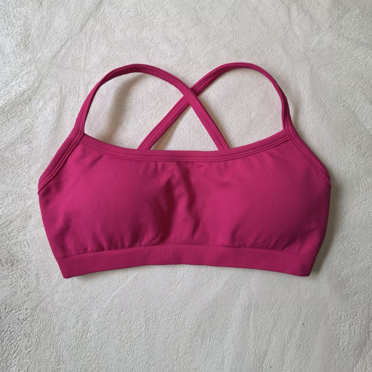 V Back Scrunch Shorts Women Mid-High Waist Band Seamless Yoga Shorts 4.5'' Workout Gym Booty Short 4 Way Stretch Sports Short